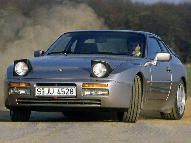 Porsche 944 Turbo Cup (1988),  ajouté par fox58
