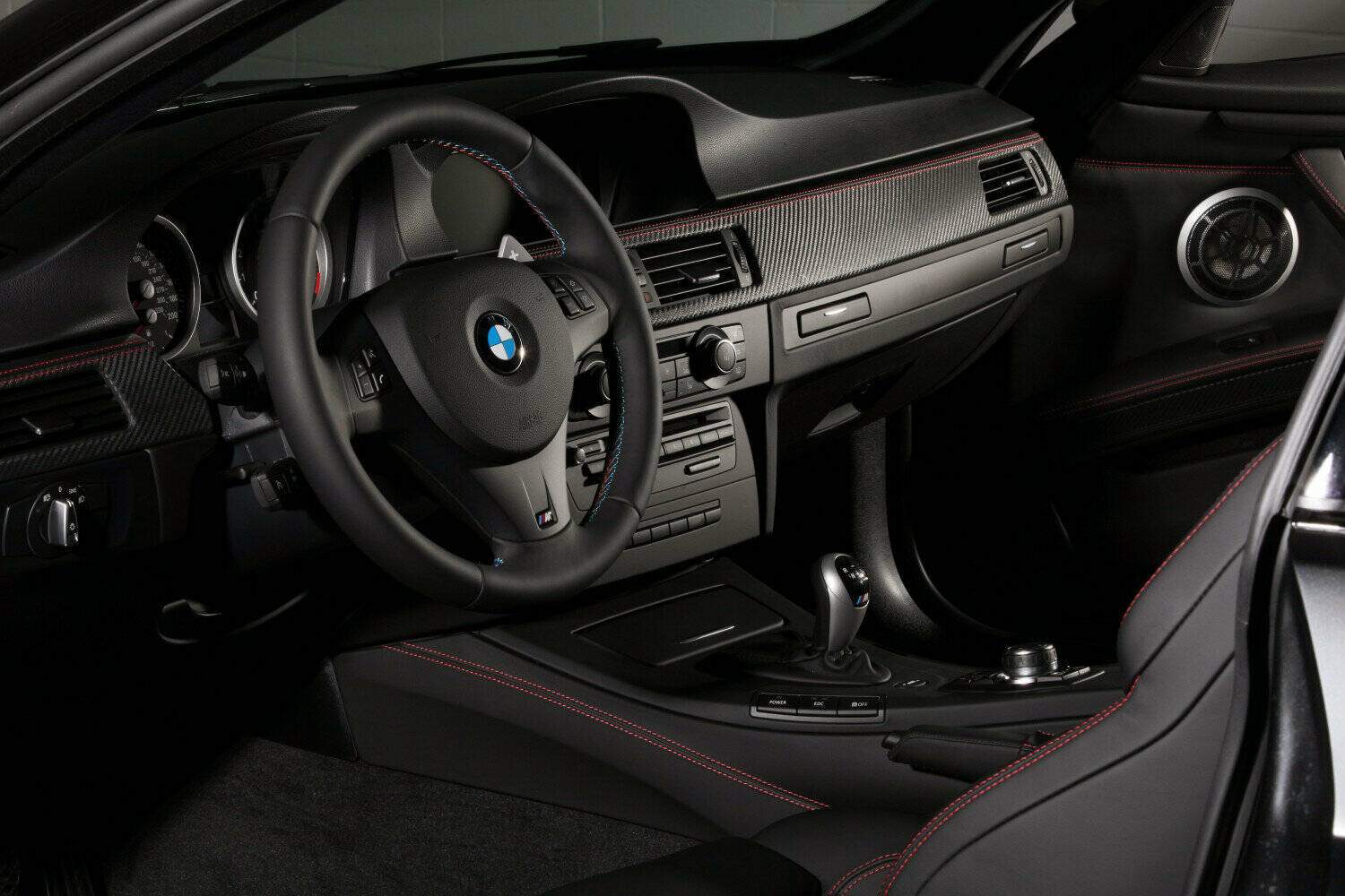 BMW M3 Coupé (E92) « Frozen Black Edition » (2010-2011),  ajouté par fox58