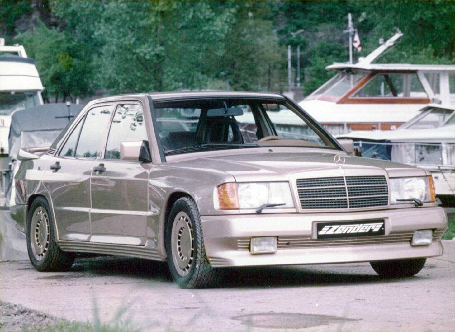Zender 190 E (1983),  ajouté par fox58