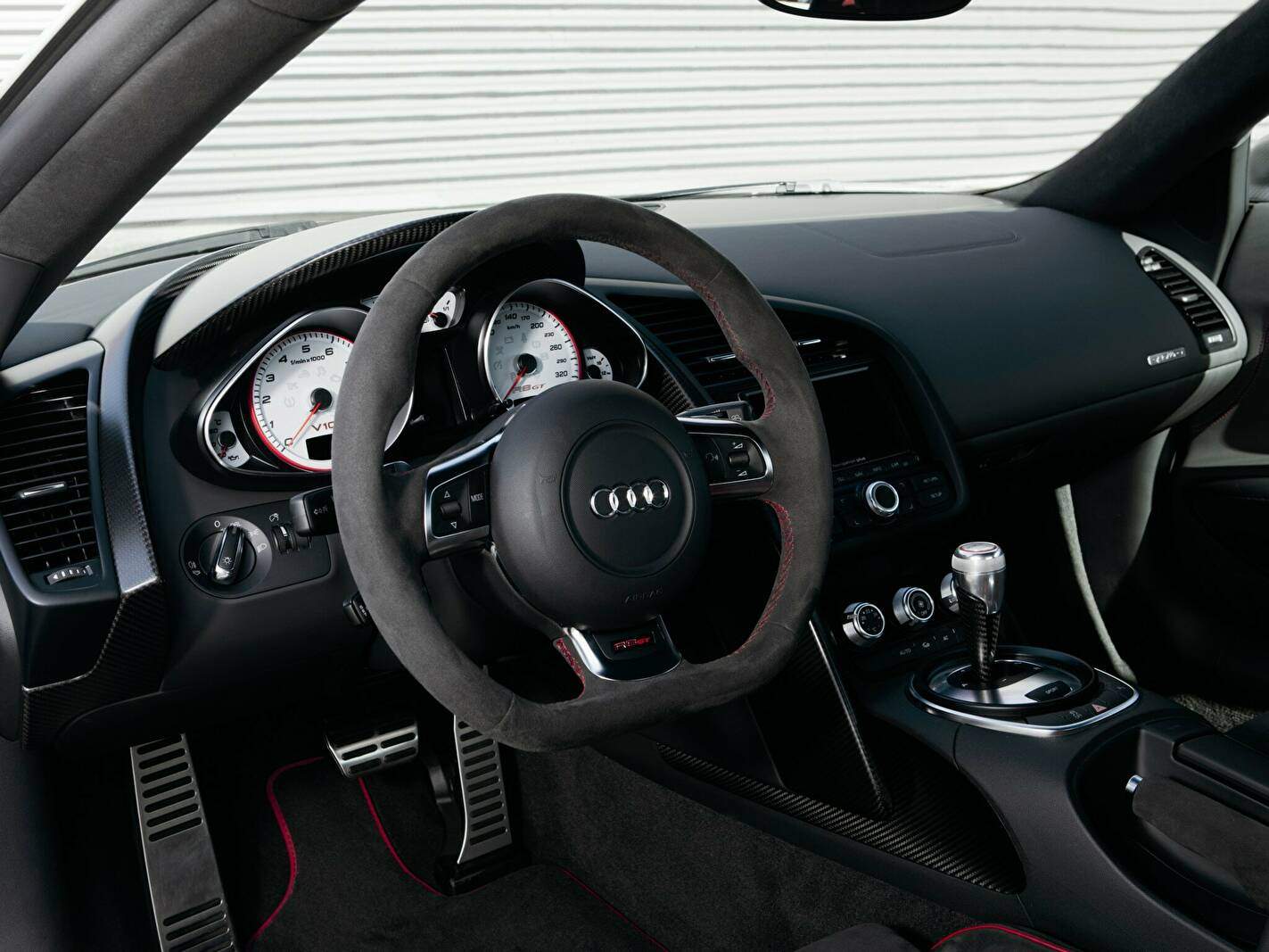 Audi R8 GT (2010-2011),  ajouté par fox58