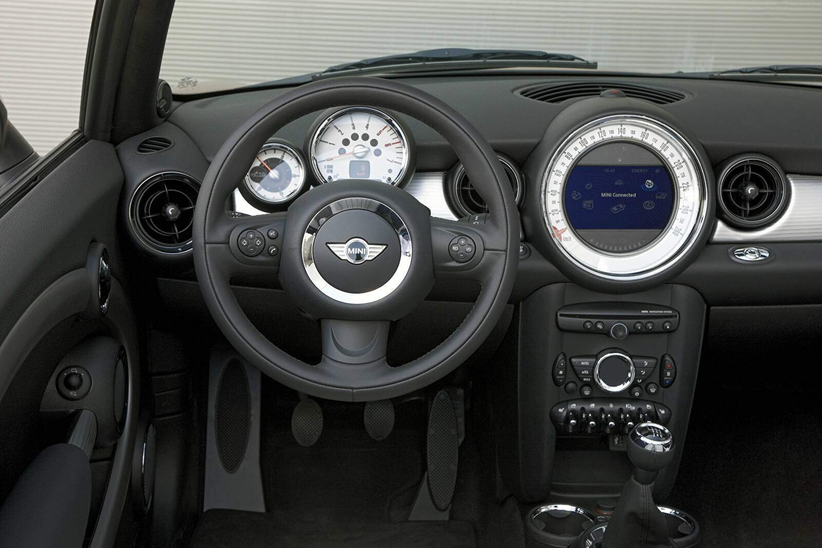 Mini Cooper II D Cabriolet (R57) (2011-2014),  ajouté par fox58
