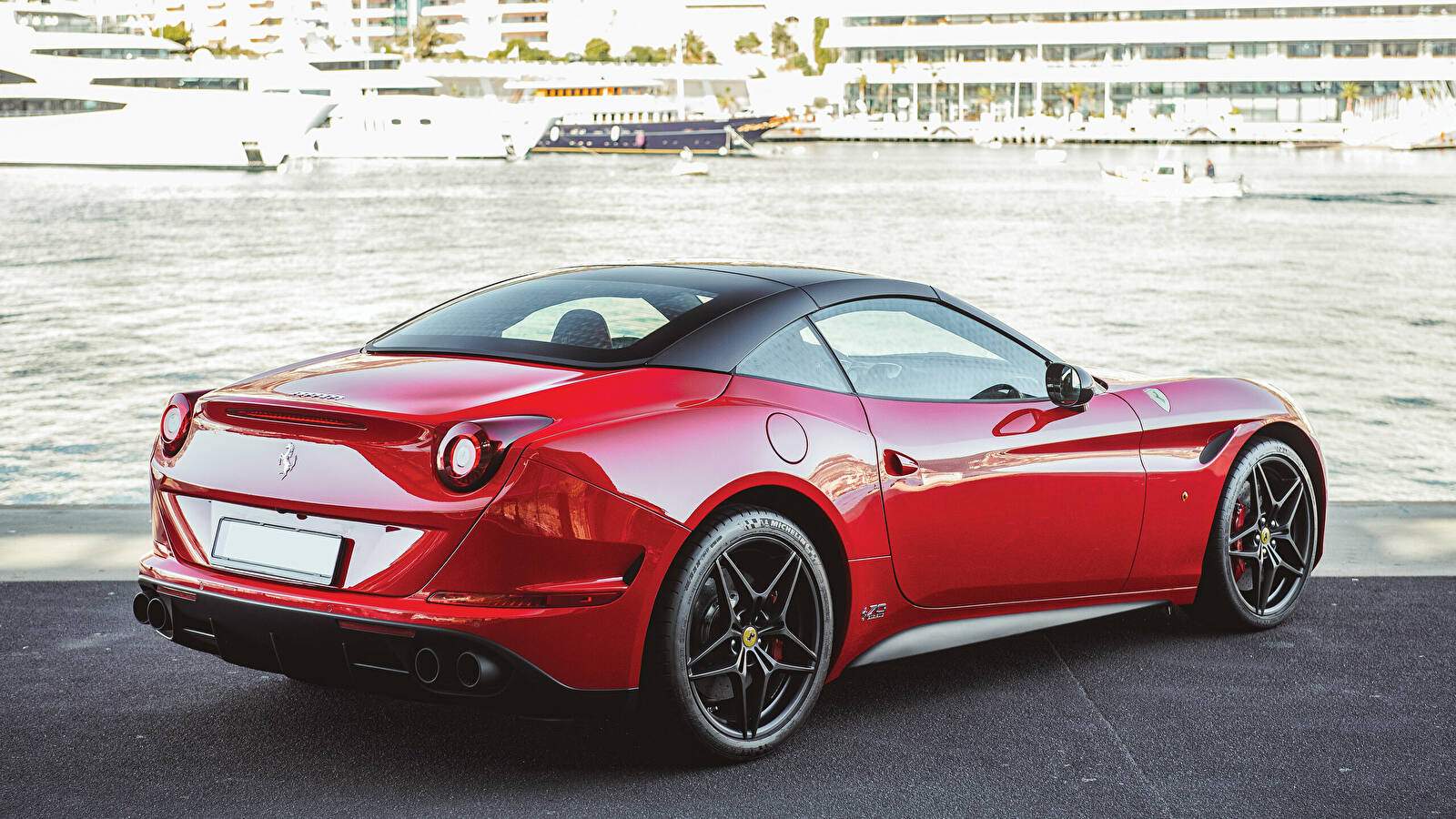 Ferrari California T « The Pinnacle » (2017),  ajouté par fox58