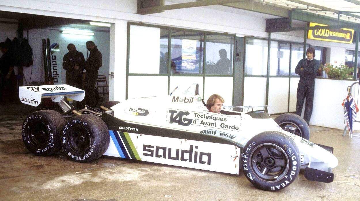 Williams FW08B (1982),  ajouté par fox58
