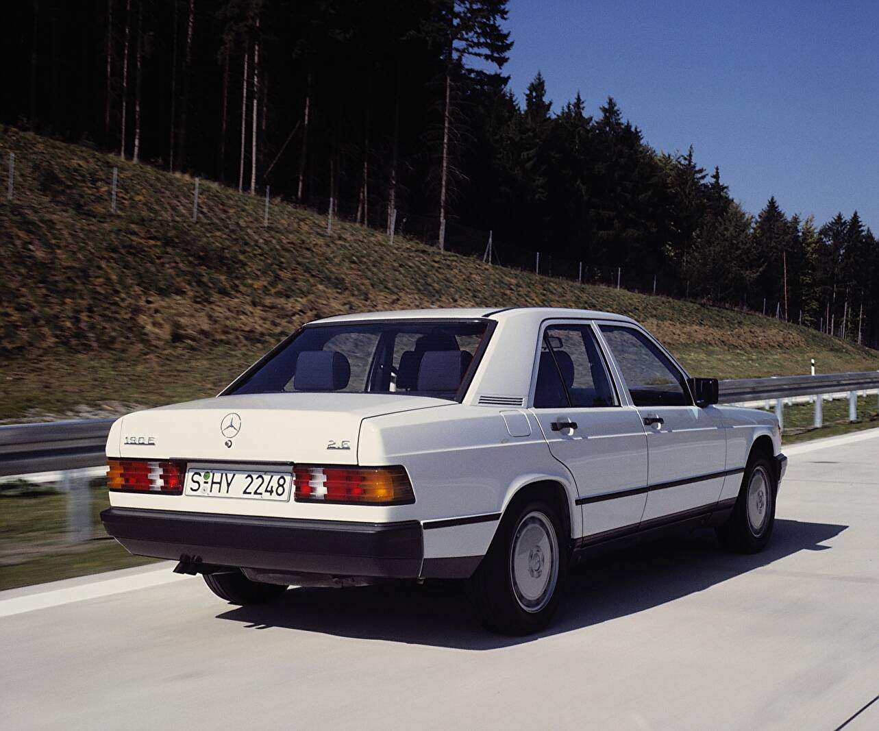 Mercedes-Benz 190 E 2.6 (W201) (1985-1988),  ajouté par fox58