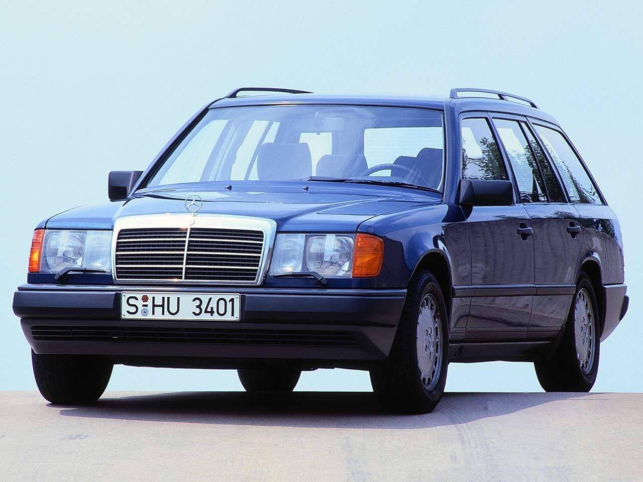 Mercedes-Benz 300 TE (S124) (1985-1993),  ajouté par fox58