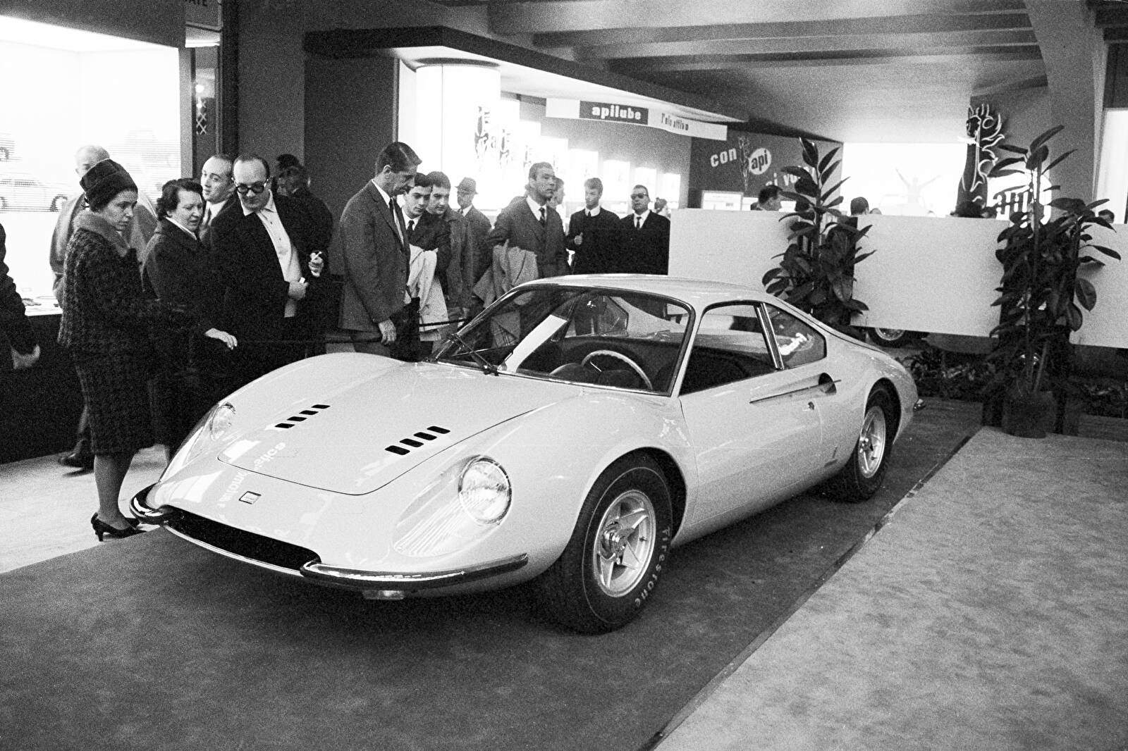 Dino Berlinetta GT (1966),  ajouté par fox58