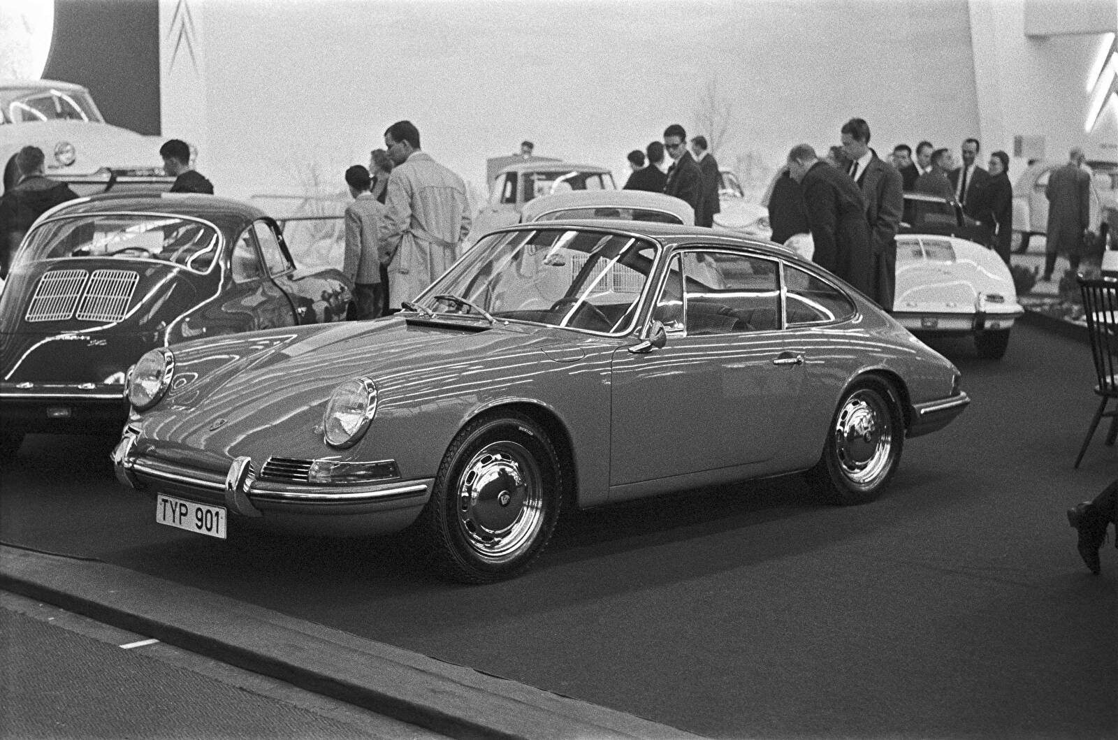 Porsche 901 Coupé Prototyp "Quickblau" (1963),  ajouté par fox58