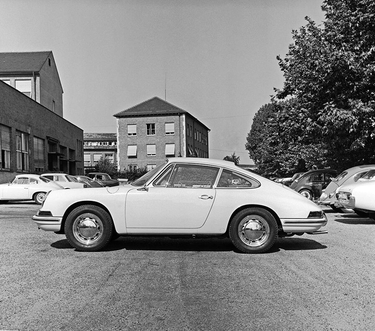 Porsche 901 Coupé Prototyp "Zitronenfalter" (1963),  ajouté par fox58