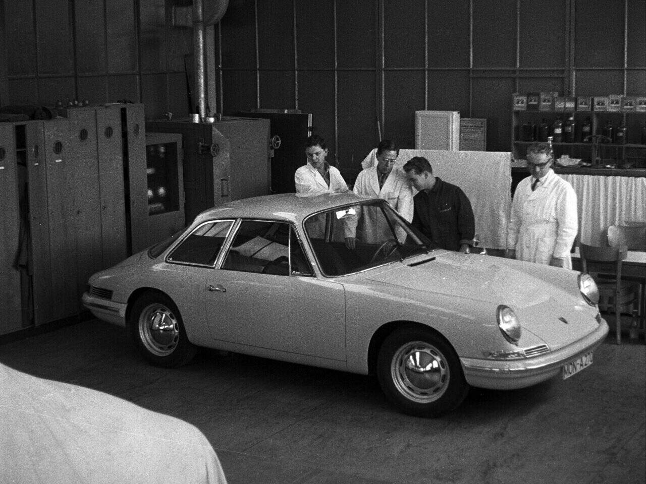 Porsche T7 Concept (1960),  ajouté par fox58