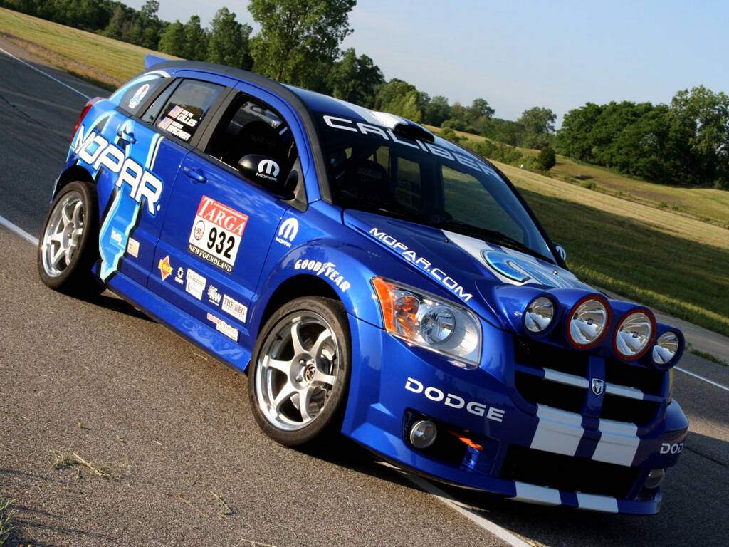 Dodge Caliber Rallye (2007),  ajouté par fox58
