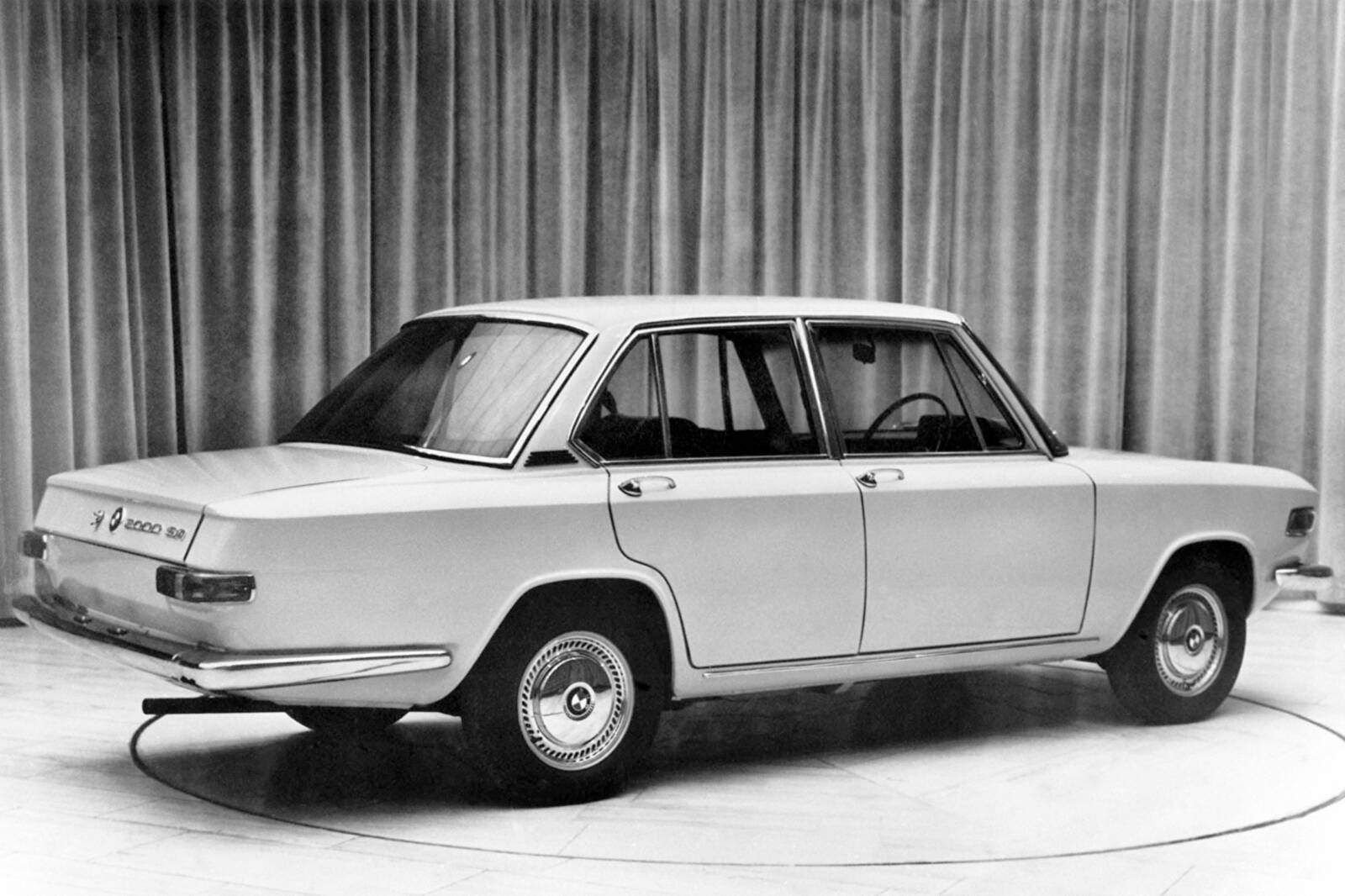 BMW Glas 2000 SA Prototyp (1970),  ajouté par fox58