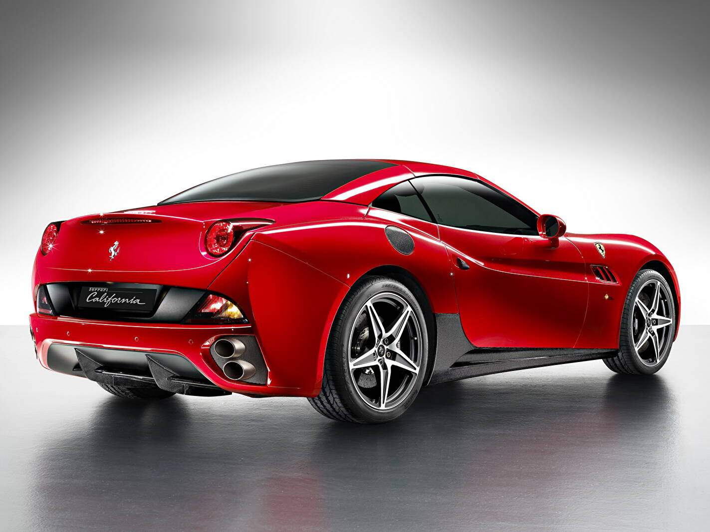 Ferrari California « Limited Edition » (2010),  ajouté par fox58
