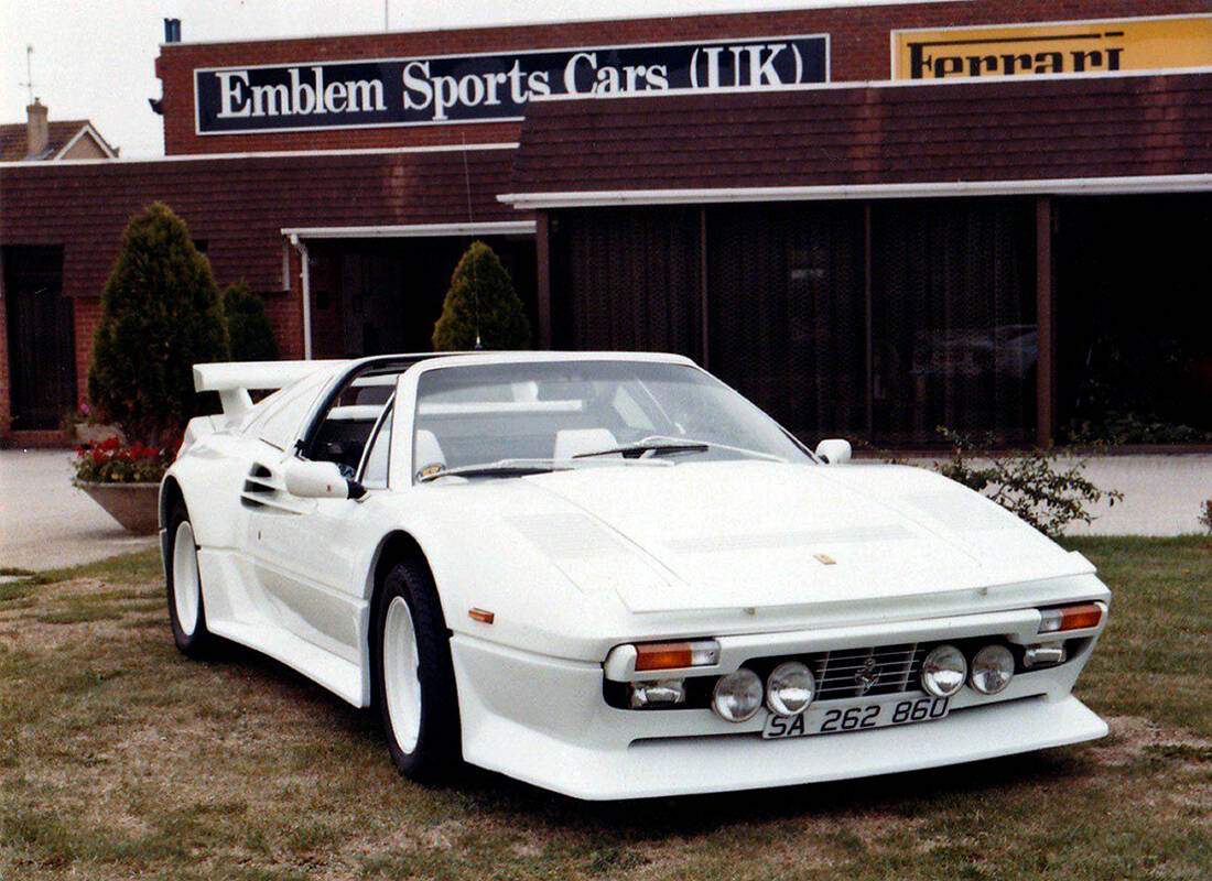 Emblem Sports Cars 308 GTS Quattrovalvole (1984),  ajouté par fox58