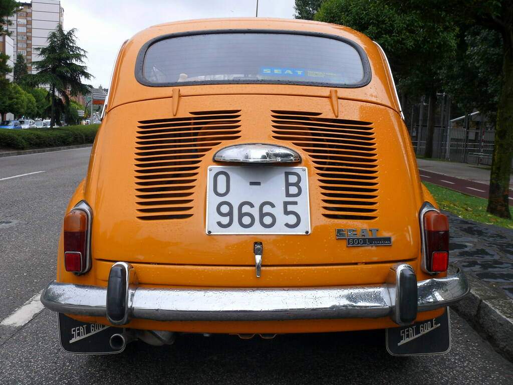 Seat 600 L Especial (1972-1974),  ajouté par trabantino