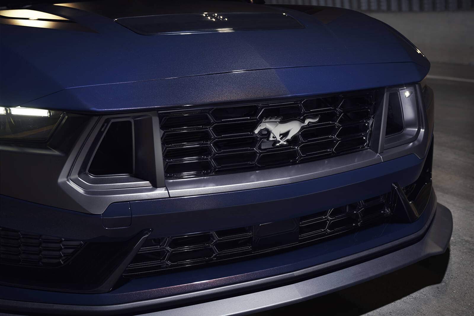 Ford Mustang VII Dark Horse (2023),  ajouté par fox58