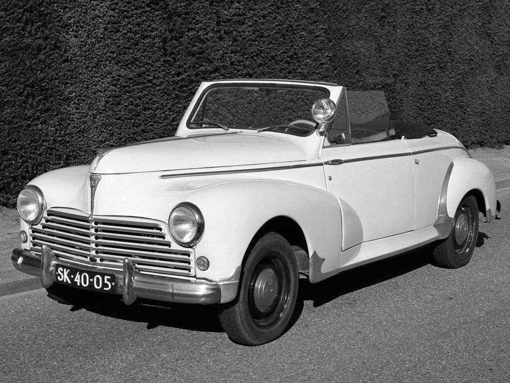Peugeot 203 Cabriolet (1952),  ajouté par fox58