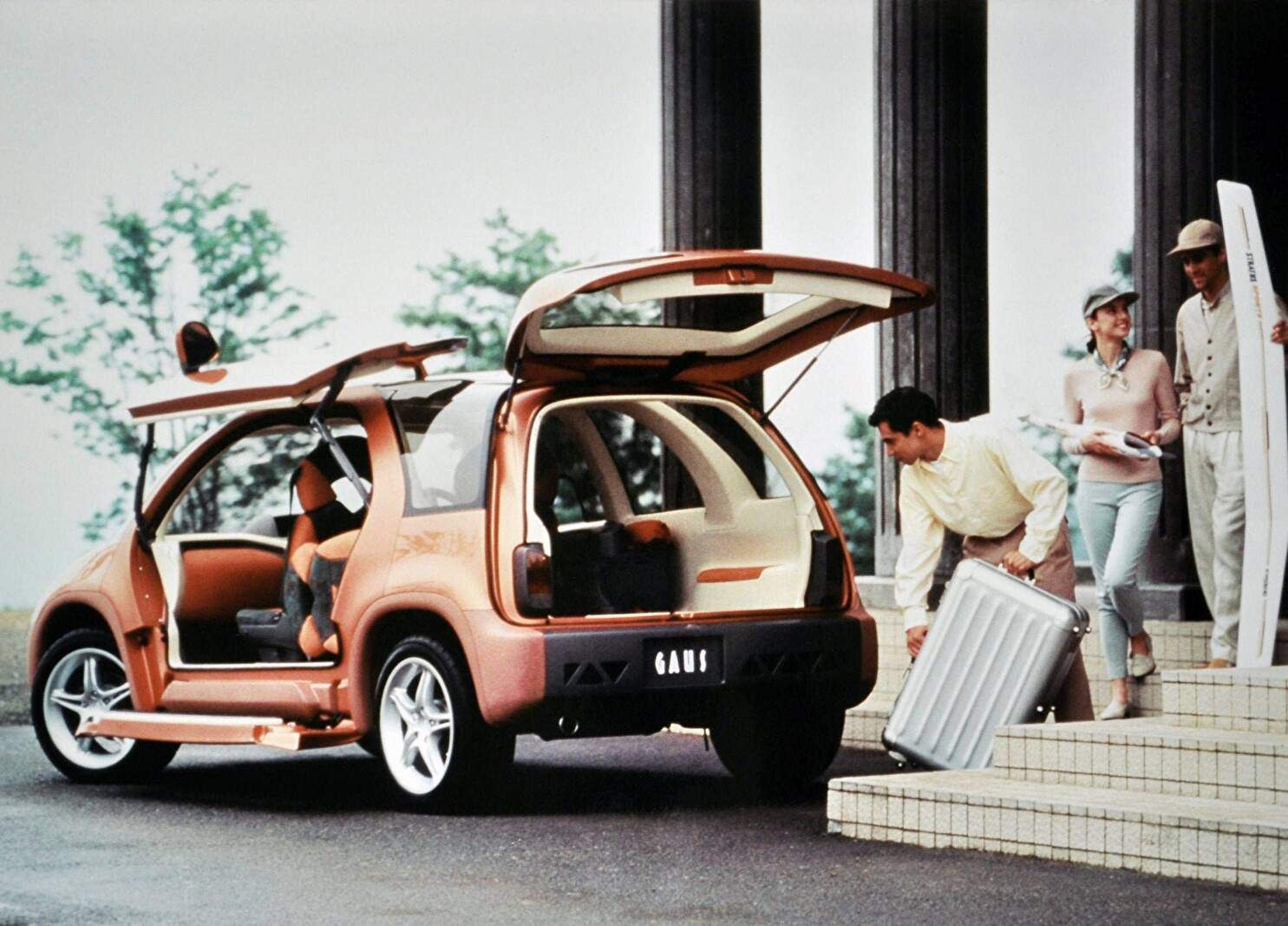 Mitsubishi GAUS Concept (1995),  ajouté par fox58