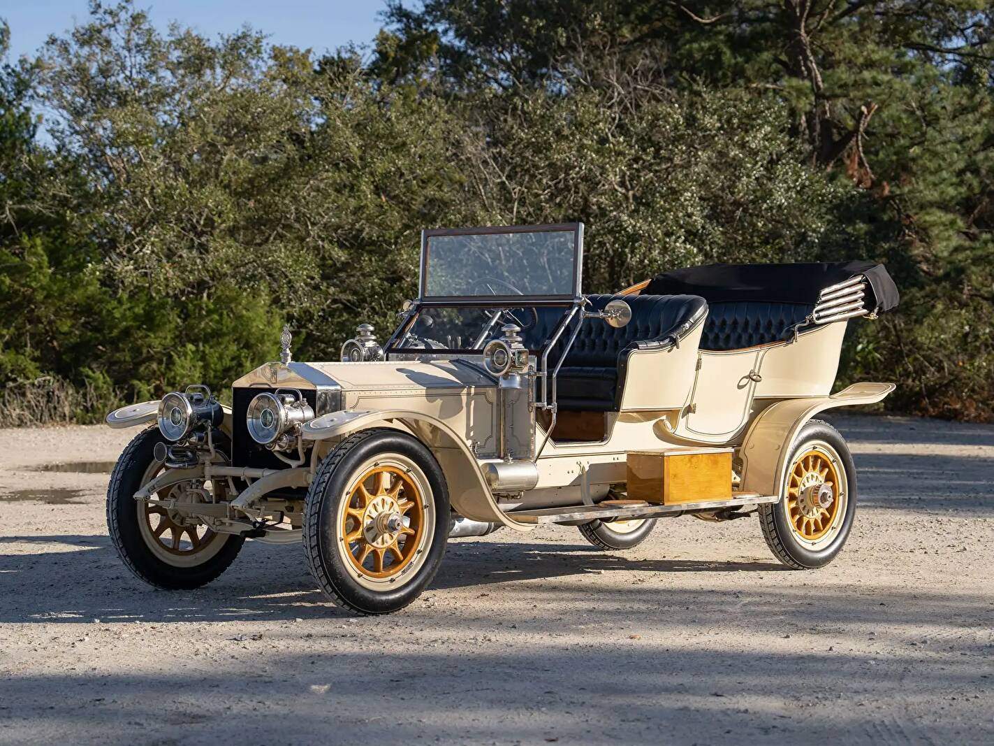 Rolls-Royce 40/50 HP Silver Ghost Barker Roi des Belges (1907-1909),  ajouté par fox58
