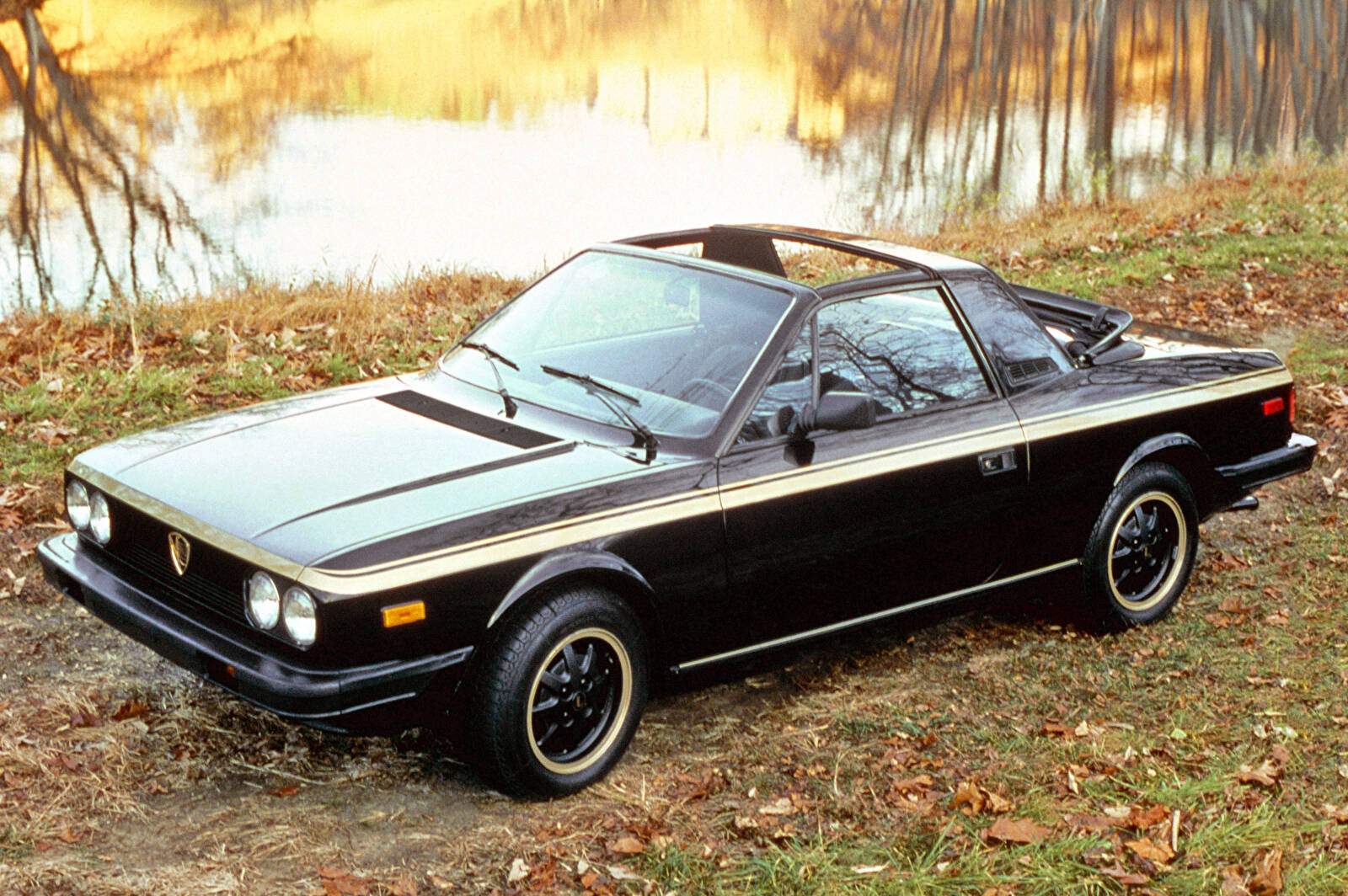 Lancia Beta Spider 1800 (USA) (1975-1979),  ajouté par fox58
