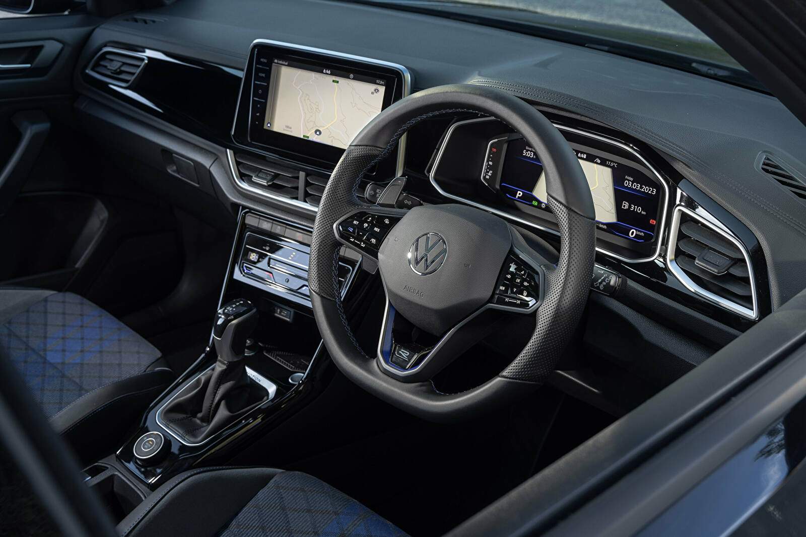Volkswagen T-Roc R « Grid Edition » (2023),  ajouté par fox58