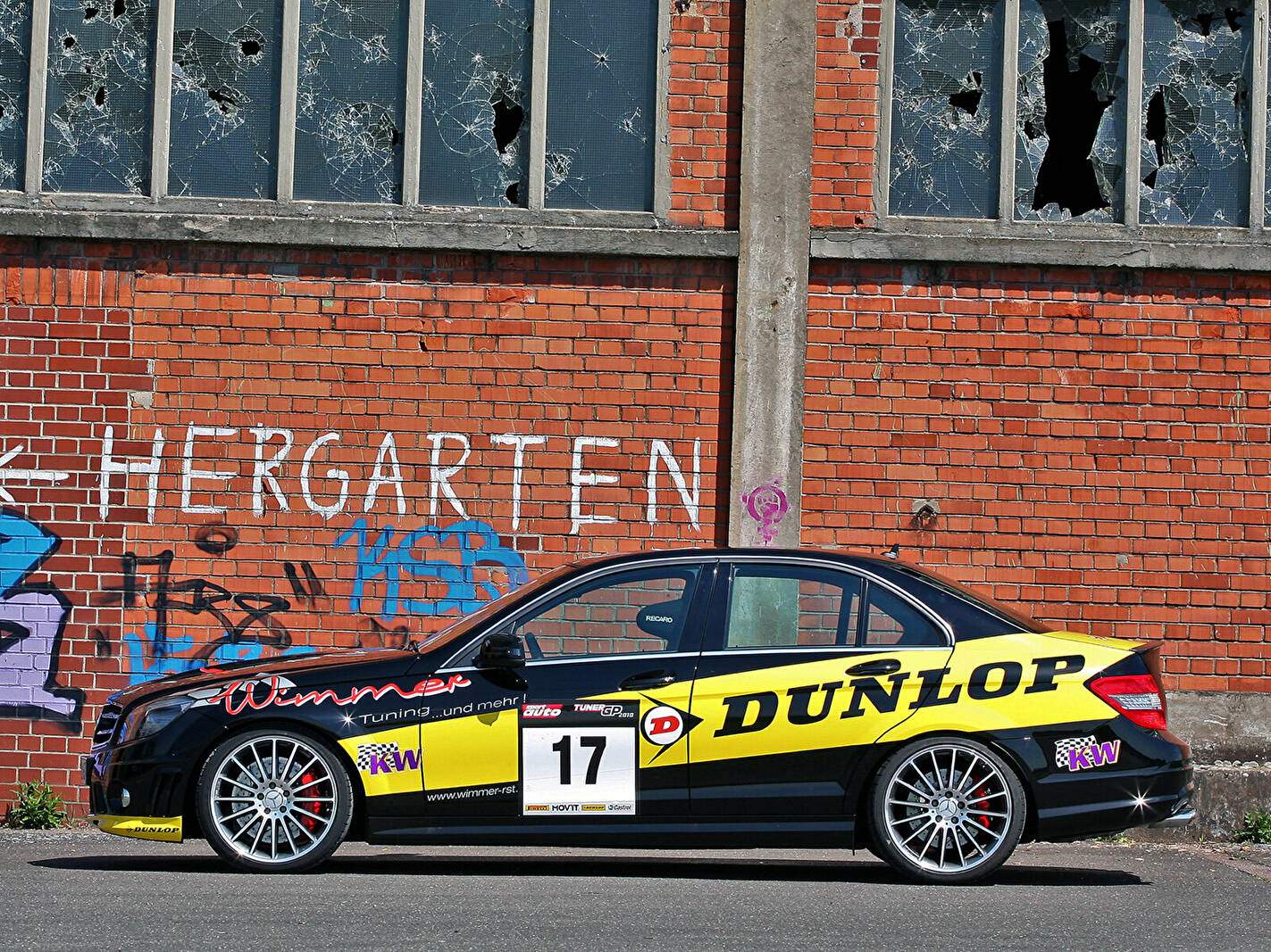 Wimmer C 63 AMG Performance Dunlop (2010),  ajouté par fox58