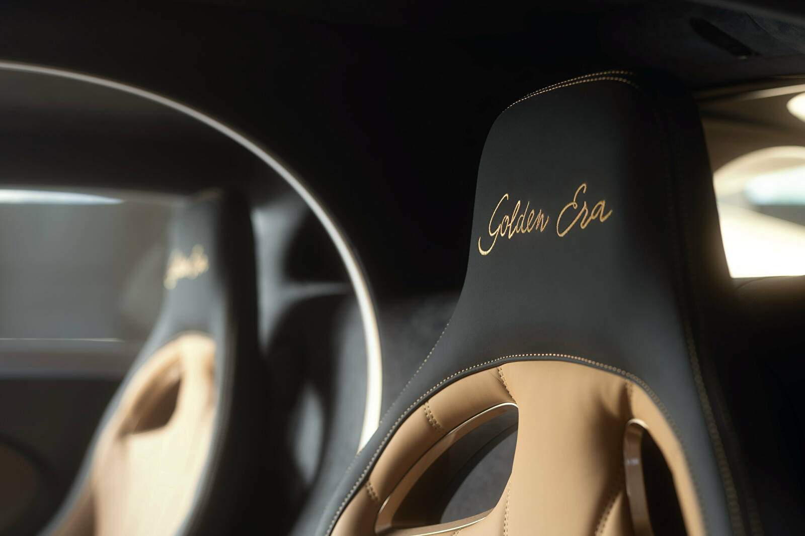 Bugatti Chiron Super Sport « Golden Era » (2023),  ajouté par fox58