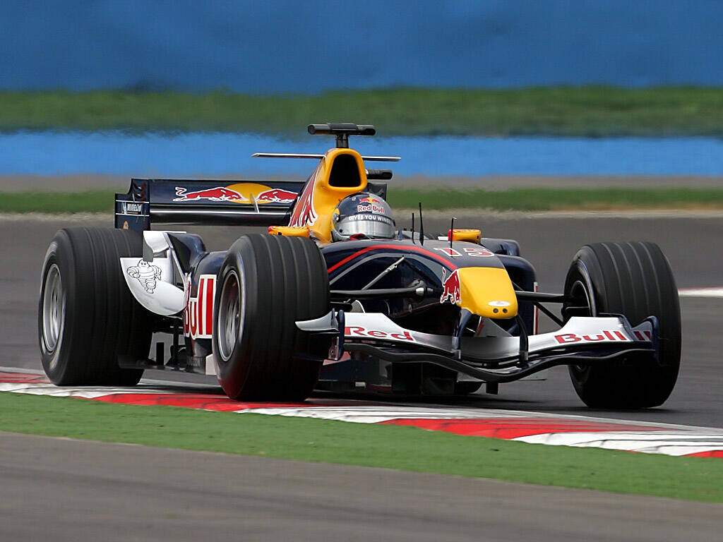 Red Bull Racing RB1 (2005),  ajouté par fox58