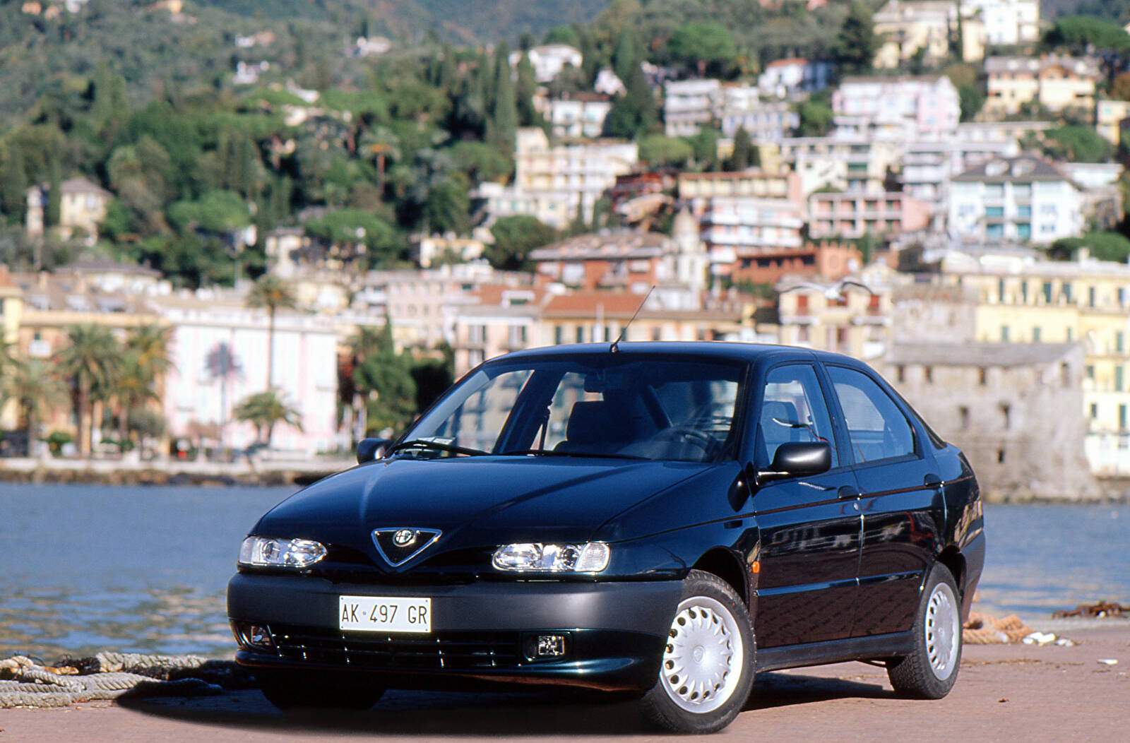 Alfa Romeo 146 1.6 (1995-1997),  ajouté par fox58