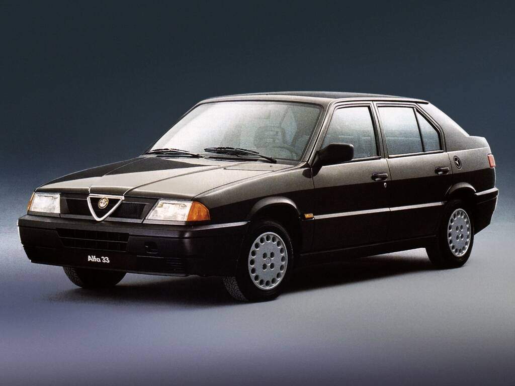 Alfa Romeo 33 1.5 ie (1991-1994),  ajouté par fox58