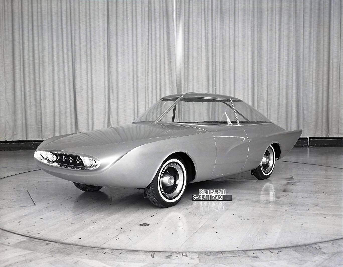 Ford Astrion Concept (1961),  ajouté par fox58