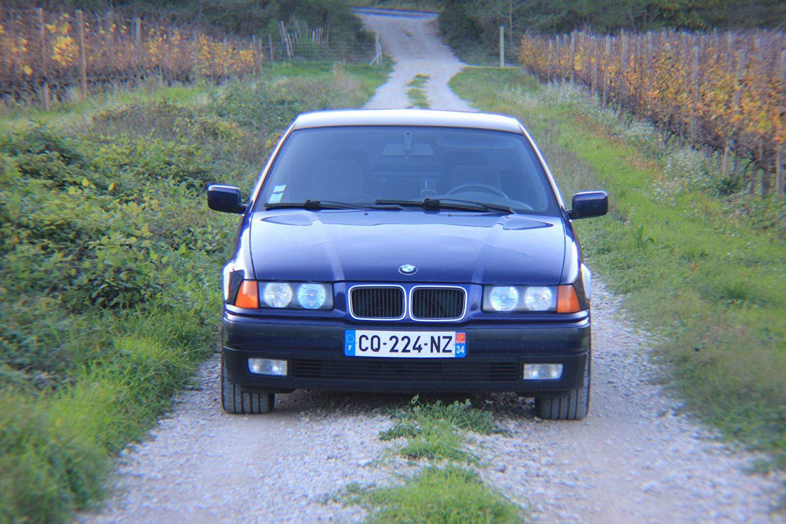 BMW 320i (E36) (1991-1997),  ajouté par Yoann Dietrich