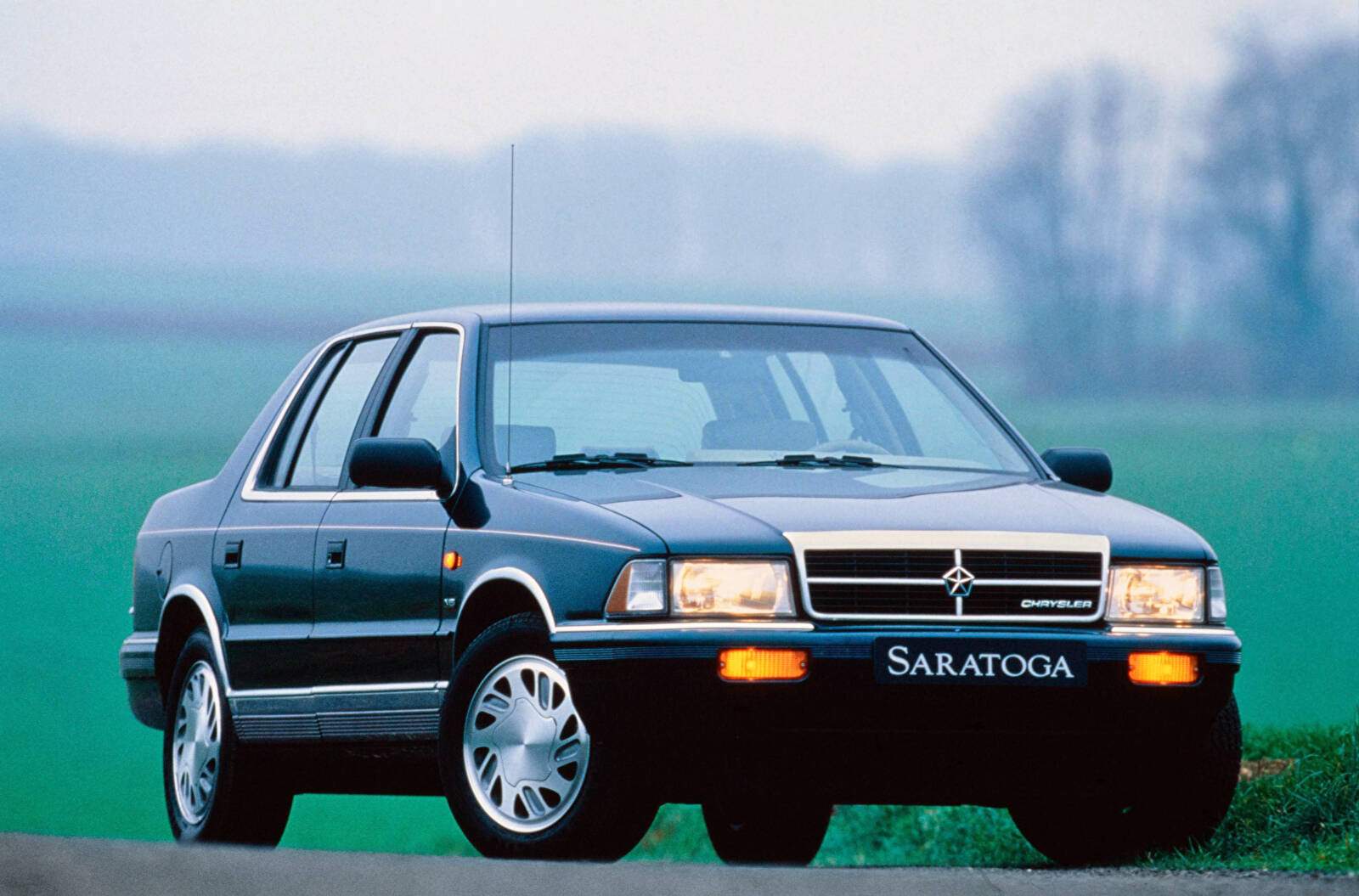 Chrysler Saratoga 3.0 V6 (1989-1994),  ajouté par fox58
