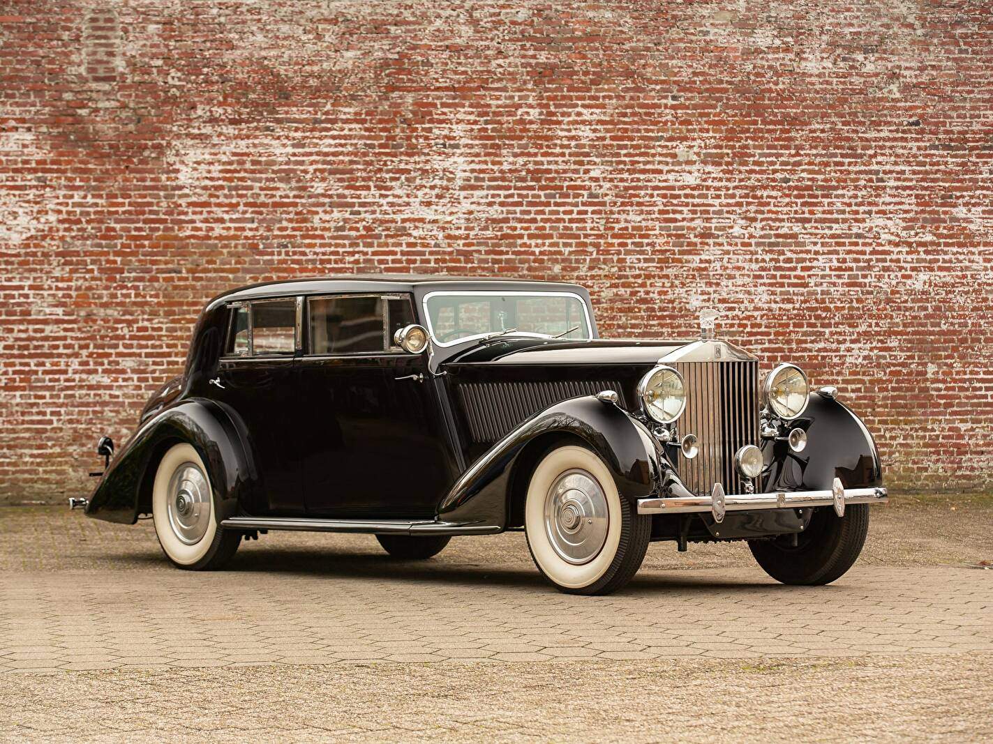 Rolls-Royce Phantom III Saloon Barker (1936),  ajouté par fox58