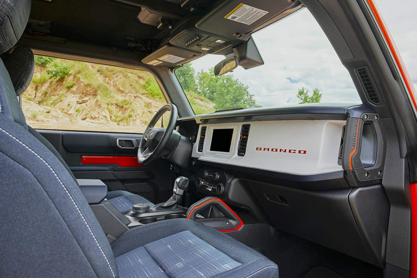 Ford Bronco VI 2.7 EcoBoost 335 (2-Door U725) « Heritage Edition » (2022-2023),  ajouté par fox58