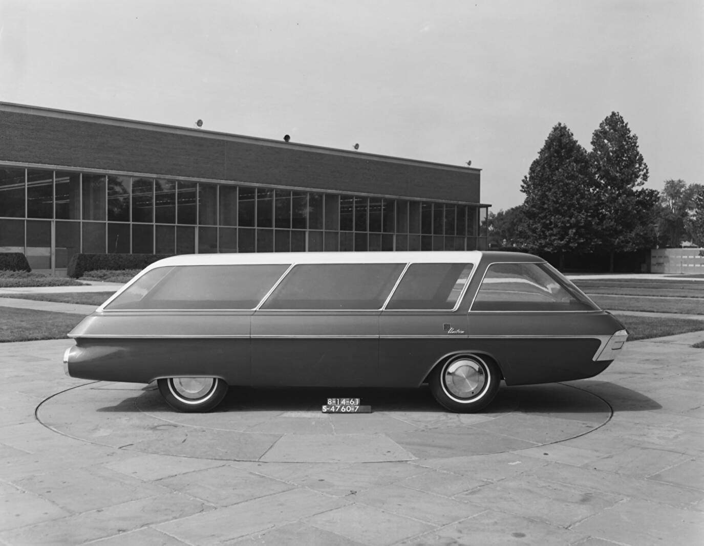 Ford Unitron Proposal (1961),  ajouté par fox58